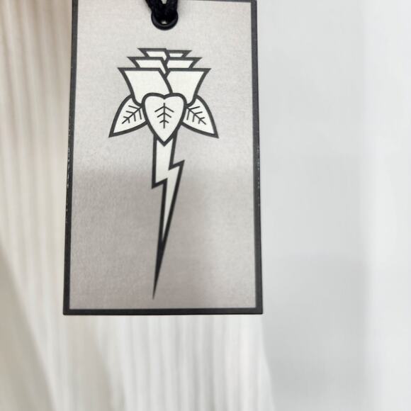 Electric & Rose Jersey Ribbed White Tank Top Deep V Back Size Small NWT - Picture 2 of 7